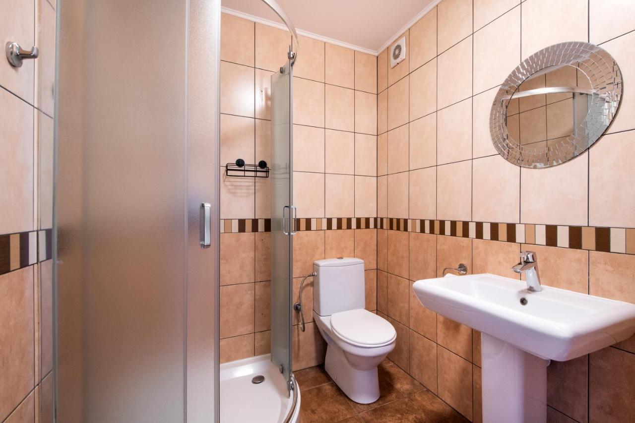 Hostel Krokodyl-Stara Praga Varşova Dış mekan fotoğraf