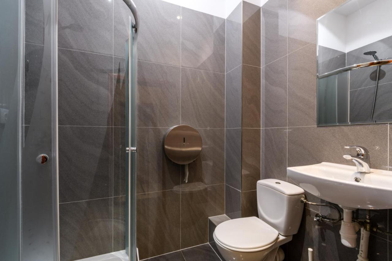 Hostel Krokodyl-Stara Praga Varşova Dış mekan fotoğraf